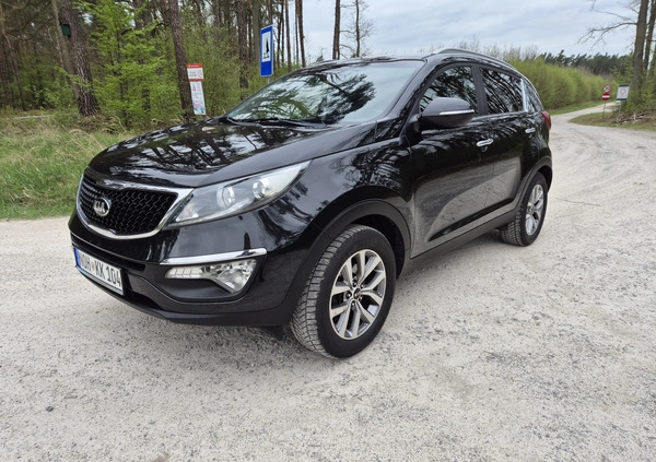 Kia Sportage cena 49900 przebieg: 180000, rok produkcji 2015 z Białobrzegi małe 497